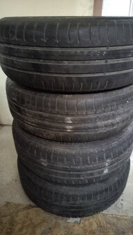 195/65R15 - 4