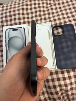 iPhone 15 128 GB – perfektný stav, záruka - 4