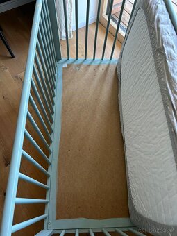 Detská postieľka IKEA s matracom a plachtou - 4