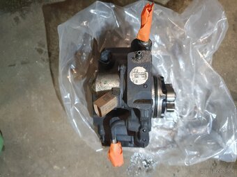 Vstrekovacie cerpadlo GM 25184341 - 4