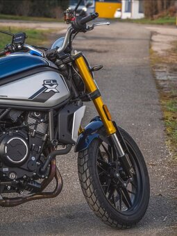 700CL-X HERITAGE - 4