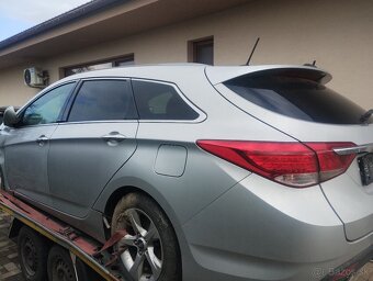 Hyundai i40 - 4