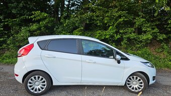 Ford fiesta - 4