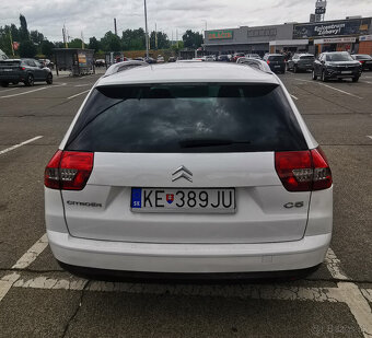 Predám veľmi pekný Citroen C5 Combi - 4