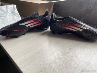 Kopačky Adidas F50 čierne velkosť 44 - 4