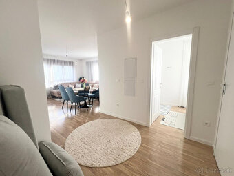 Makarska, 3i, novostavba, zariadený, parking + pivnica - 4