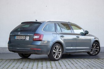 Škoda Octavia Combi. - 4
