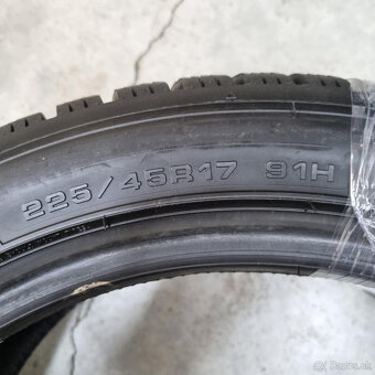 Zimné pneumatiky 225/45 R17 DUNLOP - 4