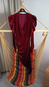 Dámske šaty bordové nové veľkosť M - 4