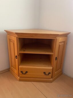 Rohová skriňa - 4