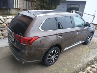 Mitsubishi Outlander PHEV 2018 - 4