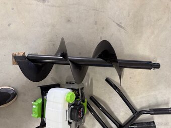 Predám benzínový vrták do zeme +25x80cm vrták - 4