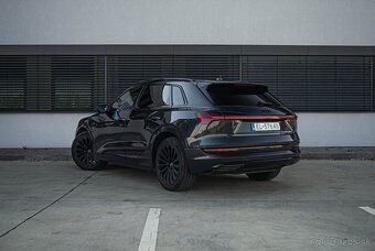 Audi E-tron 55 quattro Advanced - 4