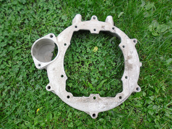 příruba Slávia 2S-90, 4S-90, startery atd... - 4