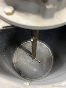 Elektromotor s nadobou - 4