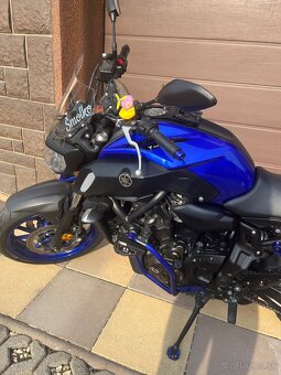 Yamaha mt 07 - 4