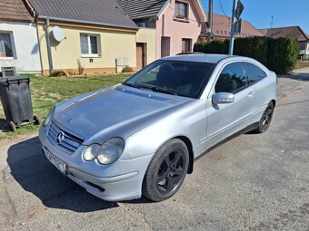 C220cdi 105kw manual - 4