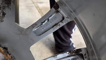 Originál ŠKODA alu disky 225/50 R17 - 4