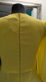 Žlté spoločenské šaty s rukávom - 4