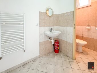 REPREZENTATÍVNY OBCHOD ALEBO KANCELÁRIA - 4