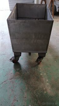 Výklopný kontajner s kolieskami 800x600mm, - 4