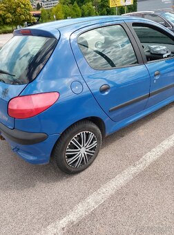 Peugeot206 - 4