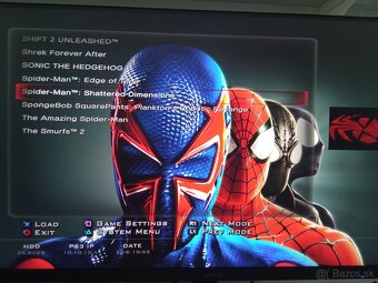 PS3 Slim, 2 ovladace, 22 hier - 4