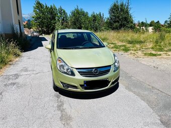 Opel Corsa 1.2 benzín - 4