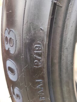Goodride 225/50 r17 - 4