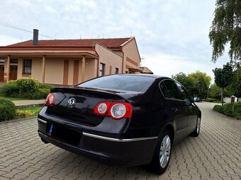 Volkswagen Passat Highline 2.0 Tdi R.V.2010 - 4