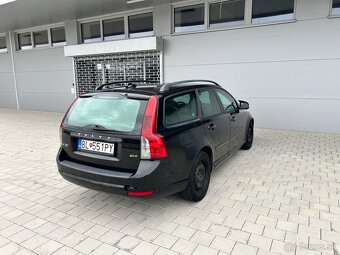 Volvo V50 - 4