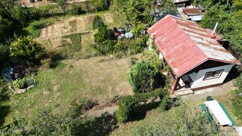 Rekreačná chata v Čani pri jazere s peknou záhradkou - 4