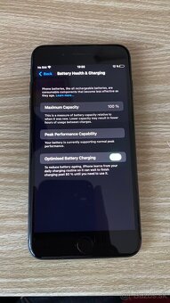 Iphone 8 plus (Black) - 4