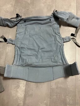 Nosič Sestrice Carrier Plus - 4