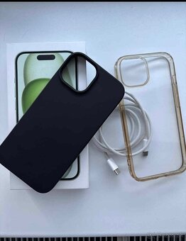 iPhone 15 - 4
