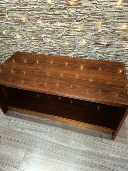 Konferenčný stolík - 4