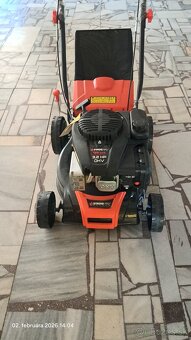 Nová benzínová kosačka - 4