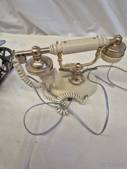 Predam retro telefon a stojan na flase - 4