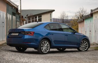 Škoda Superb 2.0 TDI DSG Style - 4