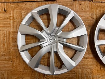 Puklice Opel R16 - 4