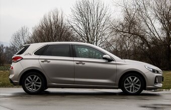 Hyundai i30 1.6 CRDi automat - 4