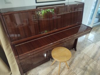 Piano petrof - 4