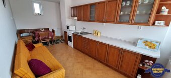 PREDAJ: Rodinný dom so záhradkou, garáž - BRESTOVEC, okr. K - 4