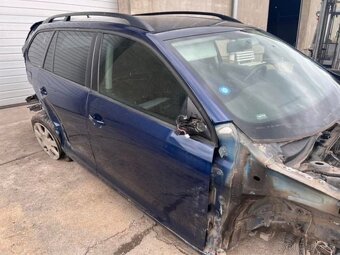 Predám náhradné diely na Volkswagen golf 6 1,6tdi - 4