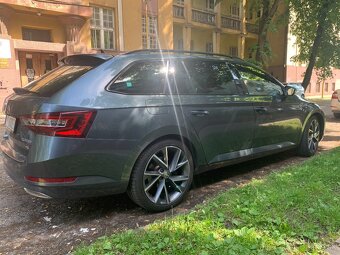Škoda Superb Combi 4x4 Sportline 140 kW - 4