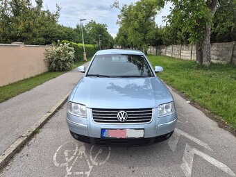 Predám Volkswagen Passat 5.5 1.9 TDI 96kw M6 r.v.2004 - 4