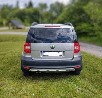 Skoda Yeti 1,4TSI, 2012, navigacia, parkovacia kamera - 4
