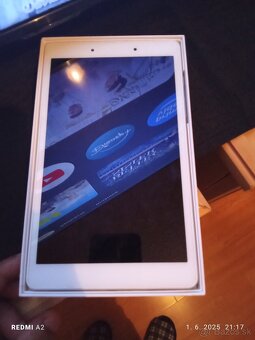 Samsung Galaxy Tablet - 4