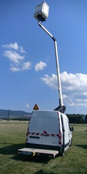 Renault Master 2.3 D r.v.2021 rameno zdvih 12metrov - 4