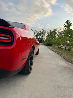 Dodge challenger 5.7 Hemi - 4